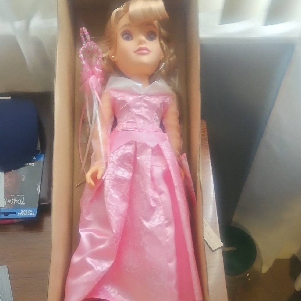 Aurora Perfect Princess 18" Tea Party Doll